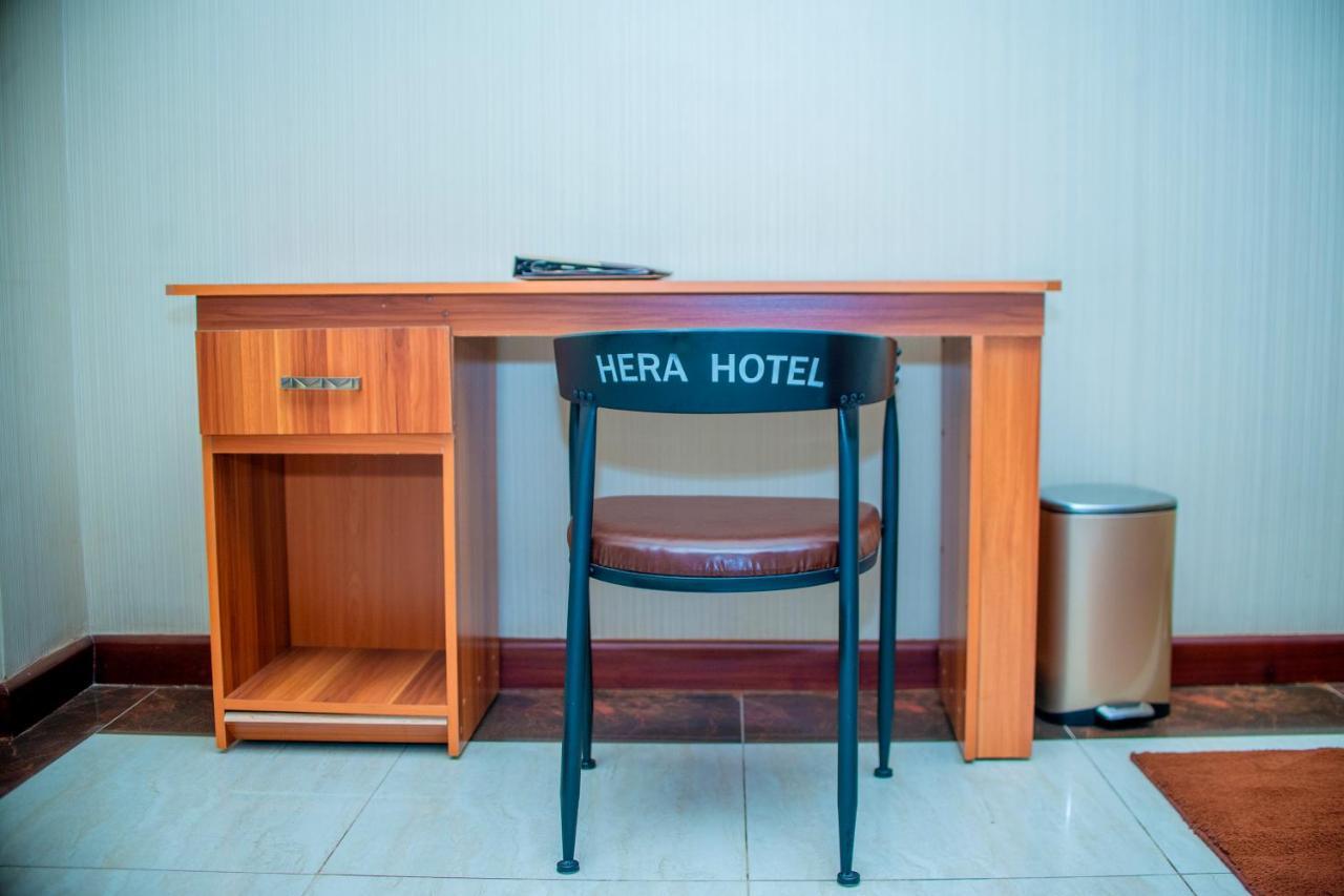 Hera Hotel Kampala Bagian luar foto