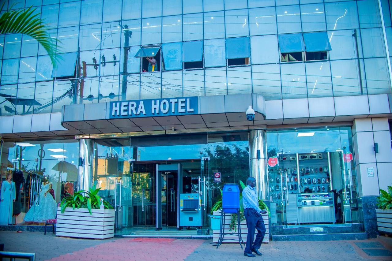 Hera Hotel Kampala Bagian luar foto